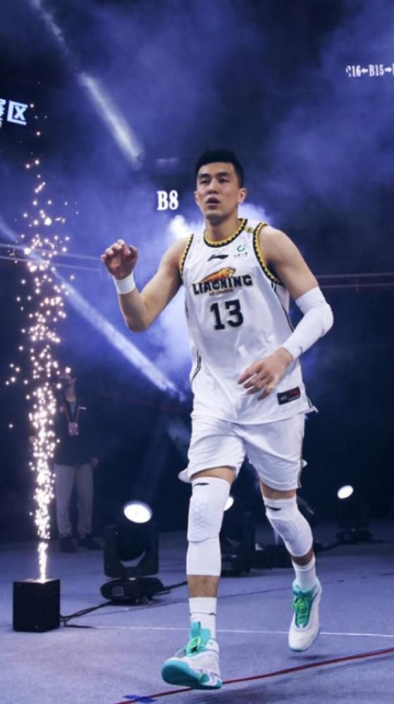 才两根手指就抖成这样了视频